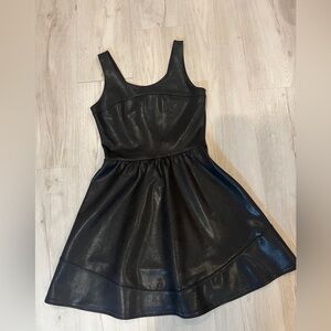 Red Sacks Fifth Ave Stylish Black Dress. Size Small Petite. Great Condition